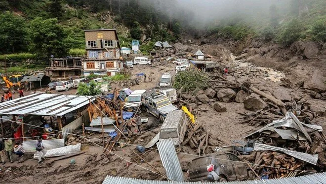 Hindistan’ı sel vurdu: 60 kişi öldü, 200’den fazlası kayıp